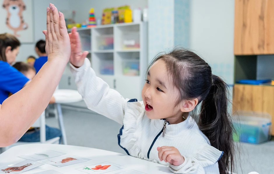 Когда награда вдохновляет двигаться дальше: Фонд Булата Утемуратова получил премию AmCham