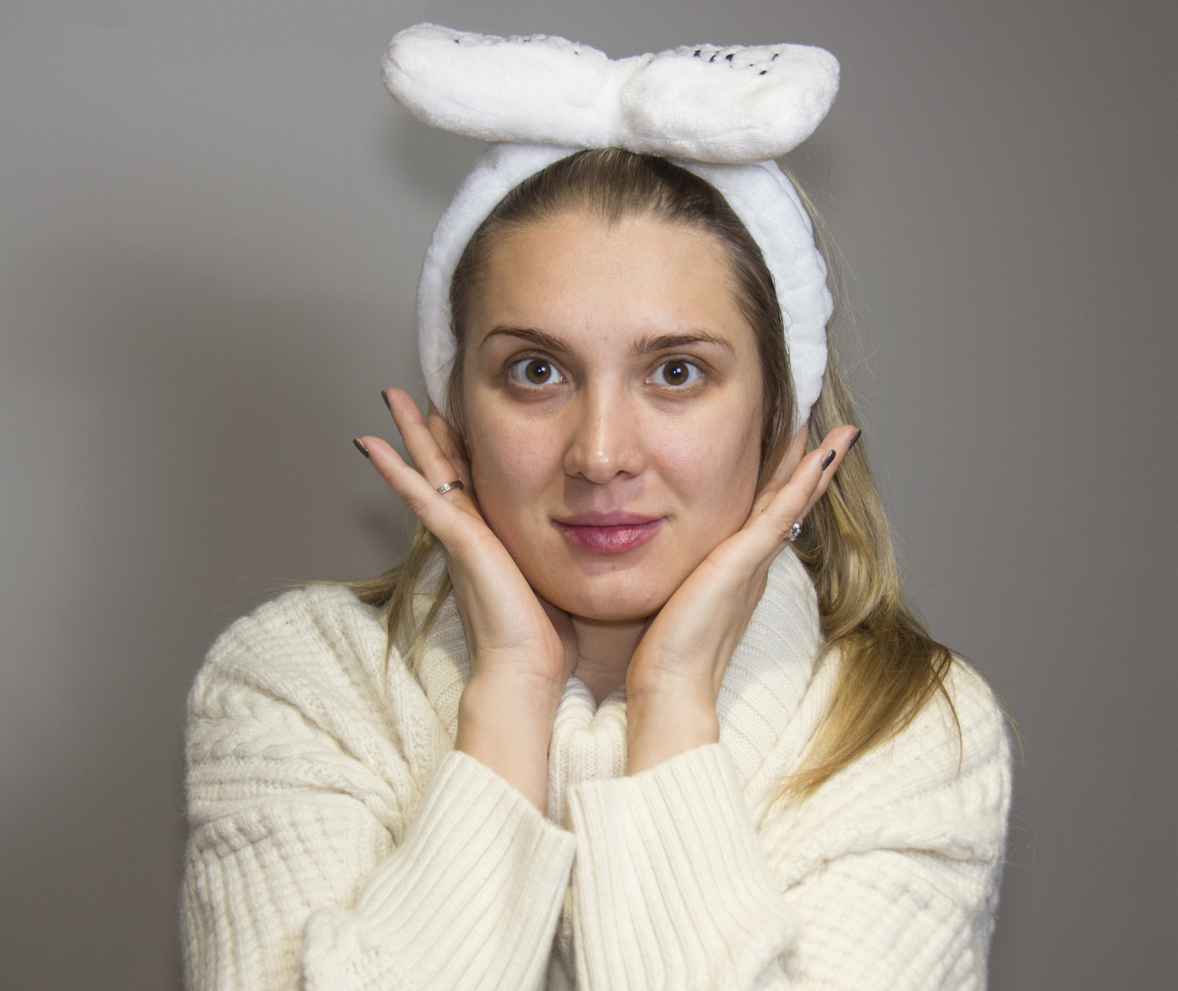 Новогодний beauty-цейтнот: лайфхаки от Мики Барни, Татьяны Фостер и Аруны Амзе